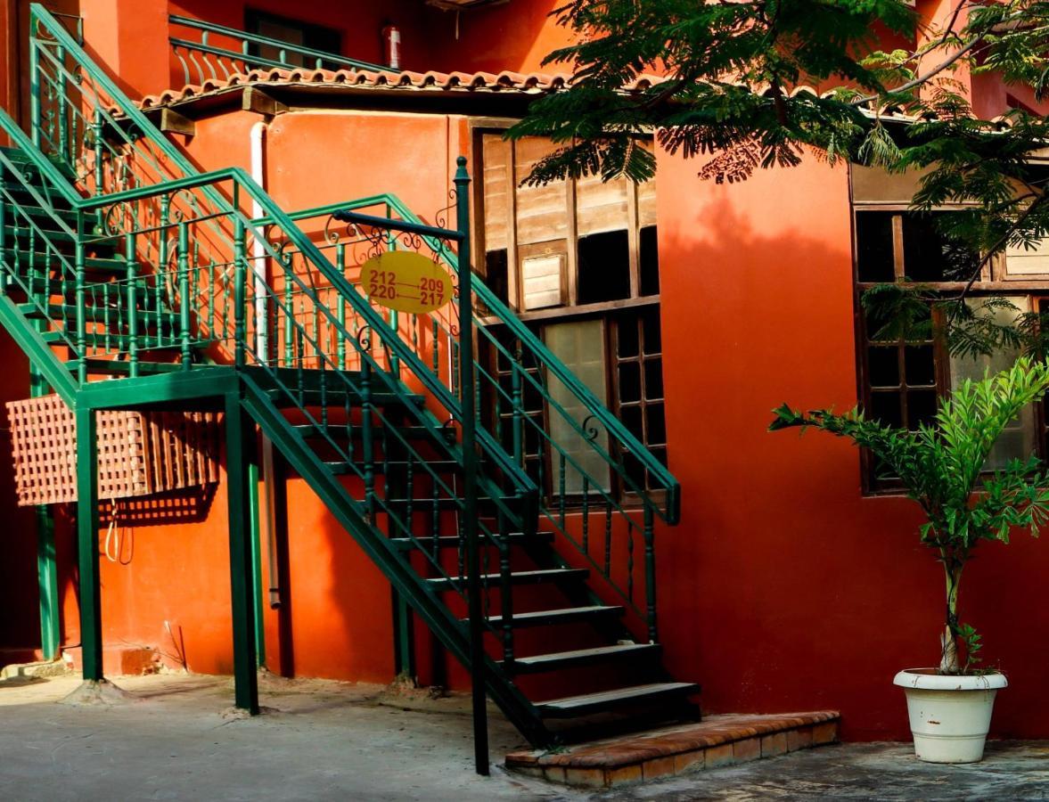 קינג מריאוט Adham Compound Hotel מראה חיצוני תמונה