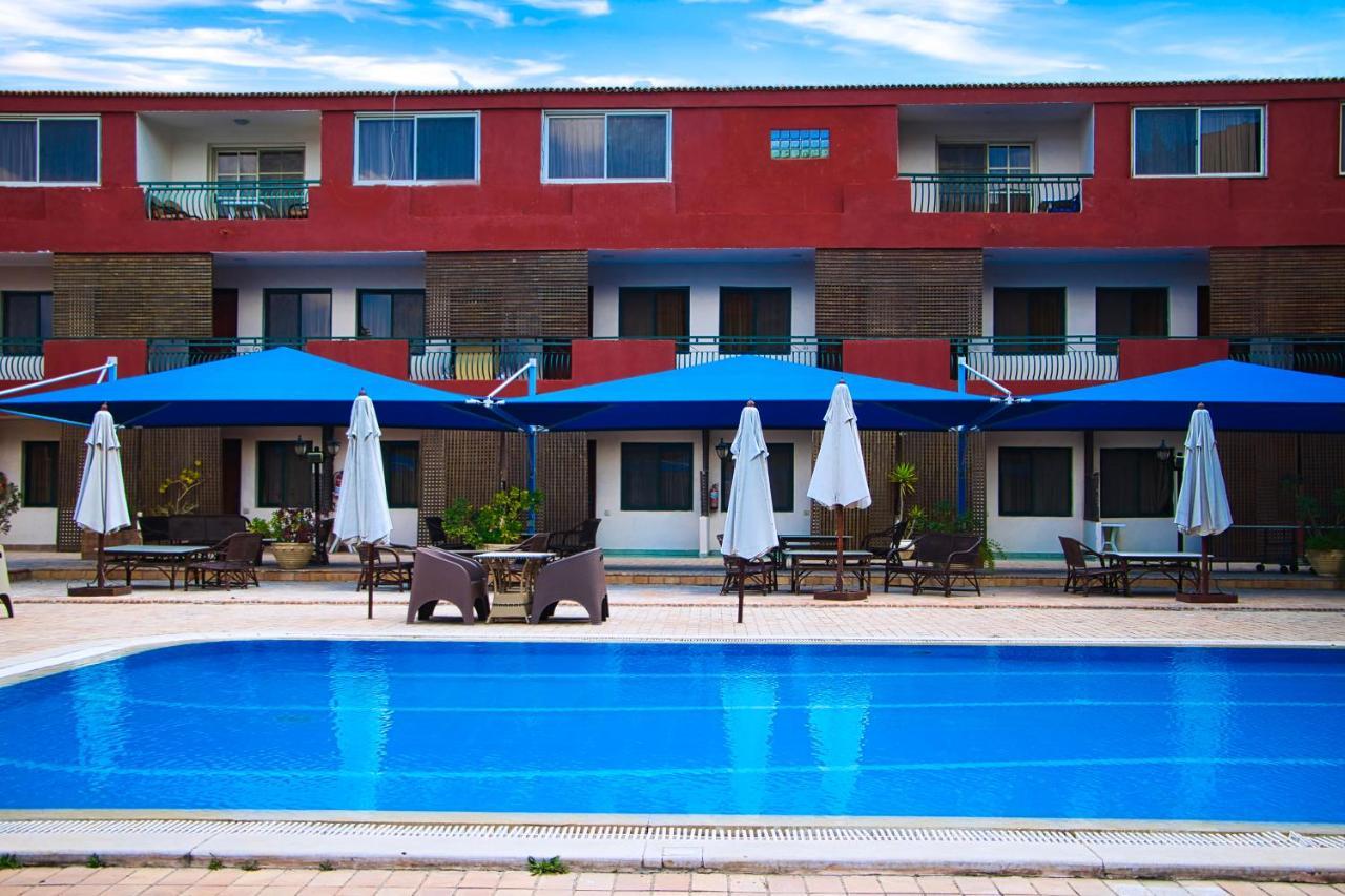 קינג מריאוט Adham Compound Hotel מראה חיצוני תמונה