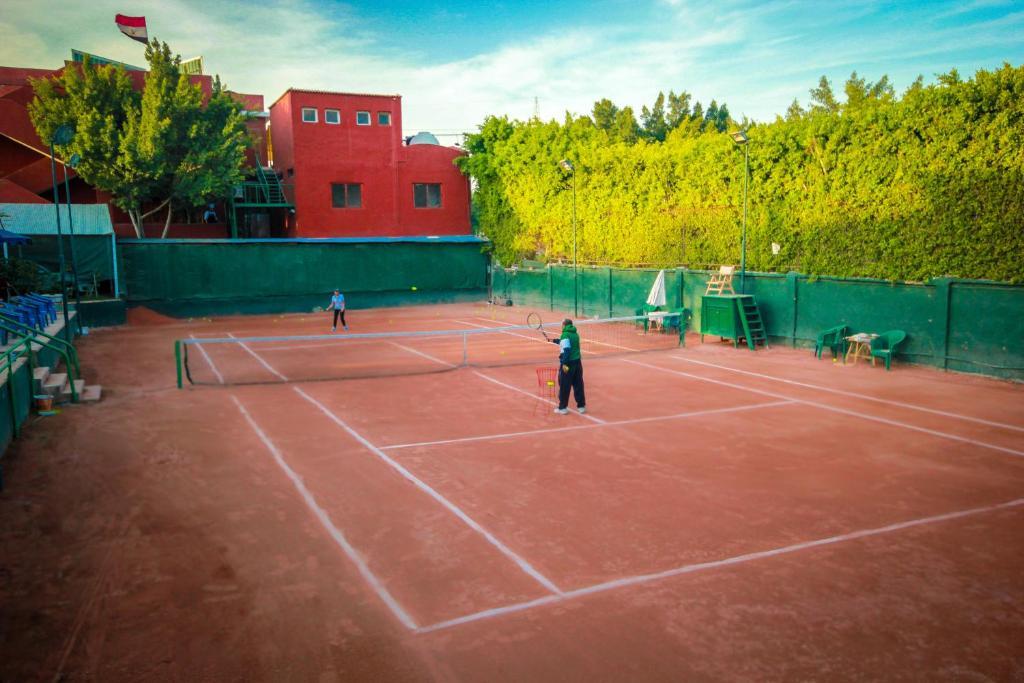 קינג מריאוט Adham Compound Hotel מראה חיצוני תמונה